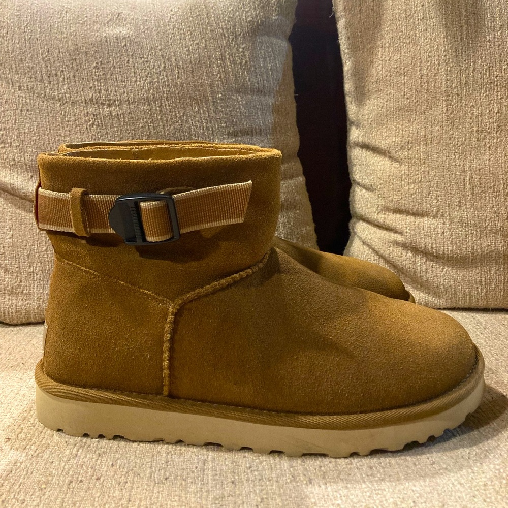 Like new! UGGS with buckle. - Picture 2 of 6